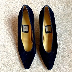 Vintage Nina Black Velvet Heels
